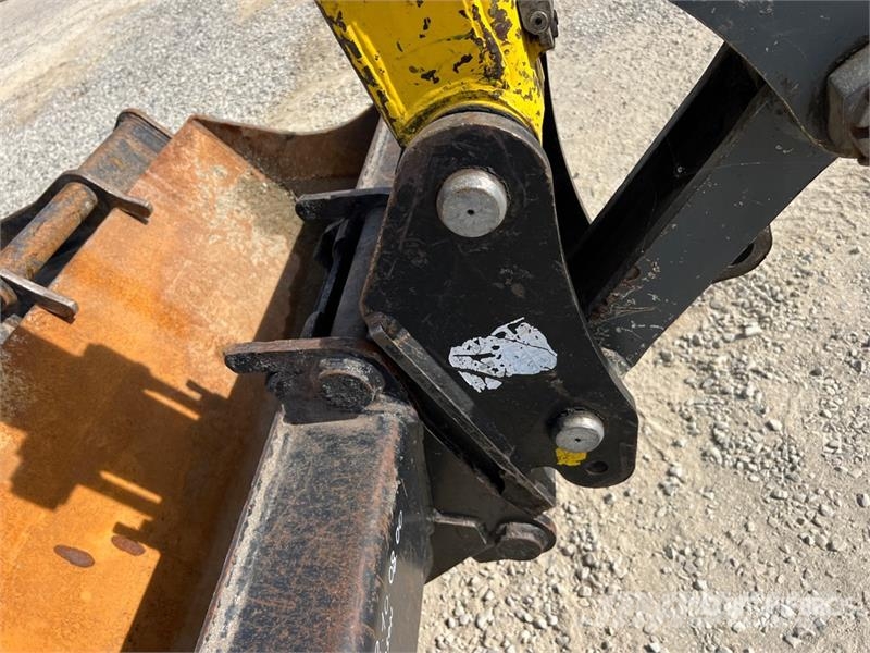 Wacker Neuson EW100 Wheel Excavator Lastik tekerli ekskavatörler