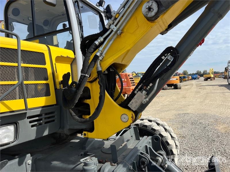 Wacker Neuson EW100 Wheel Excavator Lastik tekerli ekskavatörler