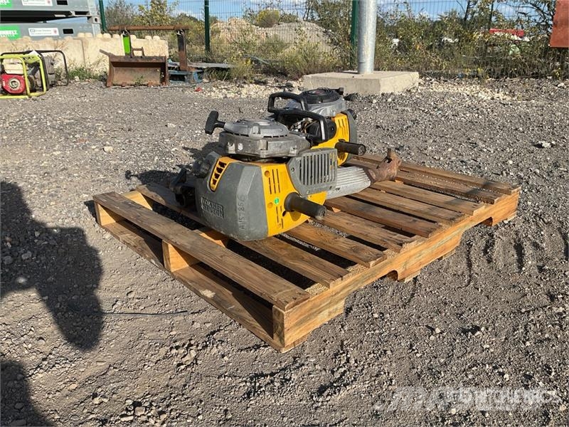 Wacker Neuson of (2)  Wacker Neuson BH55 Cordless Demolition Bre Meißelgrubber