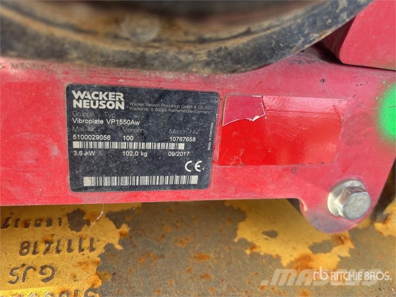 Wacker Neuson of (2) Wacker Neuson Vibratory Plate Compactor Placas compactadoras