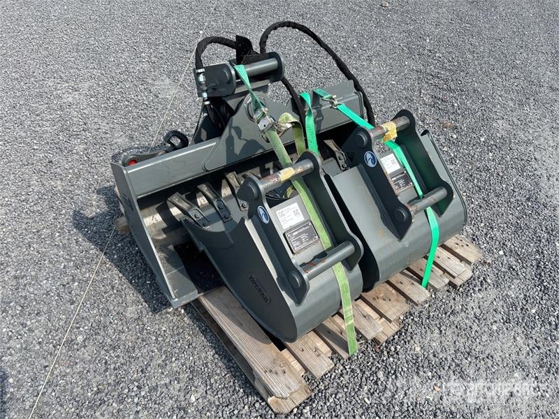 Wacker Neuson of (3) Wacker Neuson Excavator Buckets & (1) Lehnh مكونات أخرى
