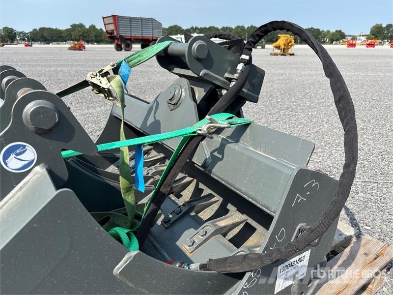 Wacker Neuson of (3) Wacker Neuson Excavator Buckets & (1) Lehnh مكونات أخرى