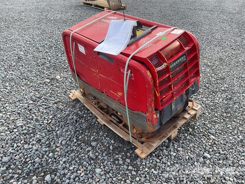 Wacker Neuson Quantity Of Rental Equipment Vibratory Plate Compa Trilmachines