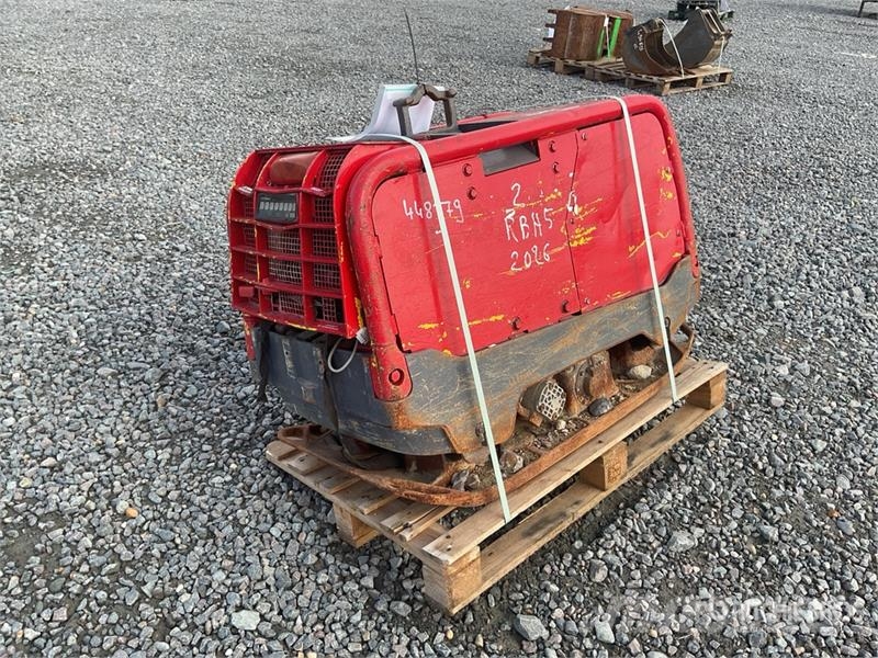 Wacker Neuson Quantity Of Rental Equipment Vibratory Plate Compa Trilmachines