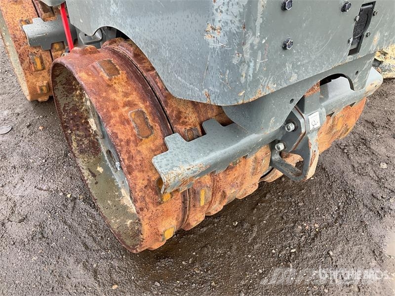 Wacker Neuson RT Trench Compactor Pinnasetihendajad