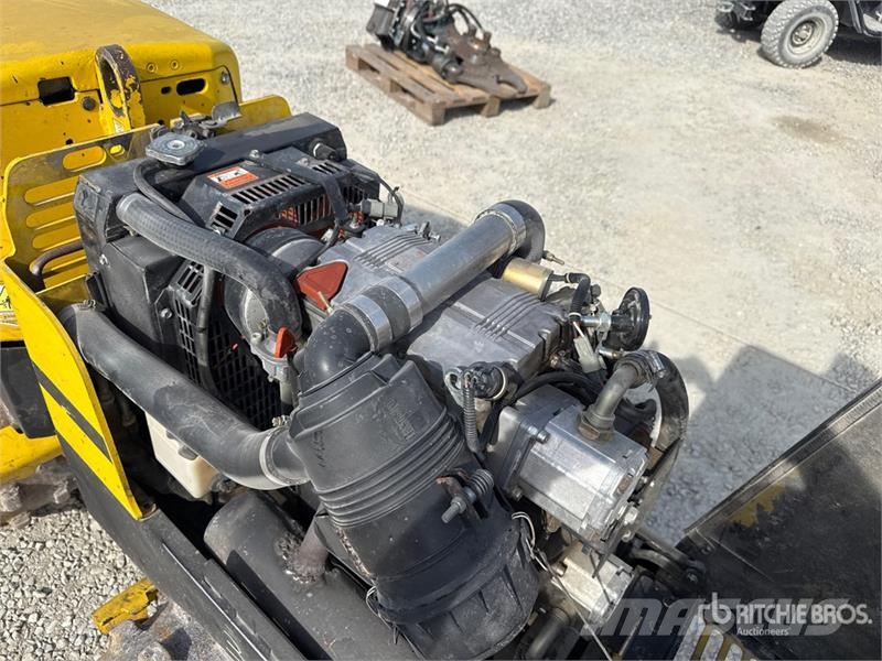 Wacker Neuson RT03 Remote Control Walk Behind Roller Muud rullid
