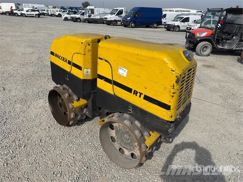 Wacker Neuson RT03 Remote Control Walk Behind Roller Muud rullid