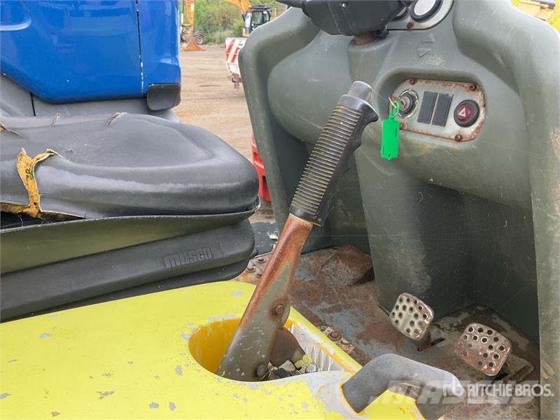 Wacker Neuson S 2 ton 4x4 Swivel Dumper Dumpers de obras