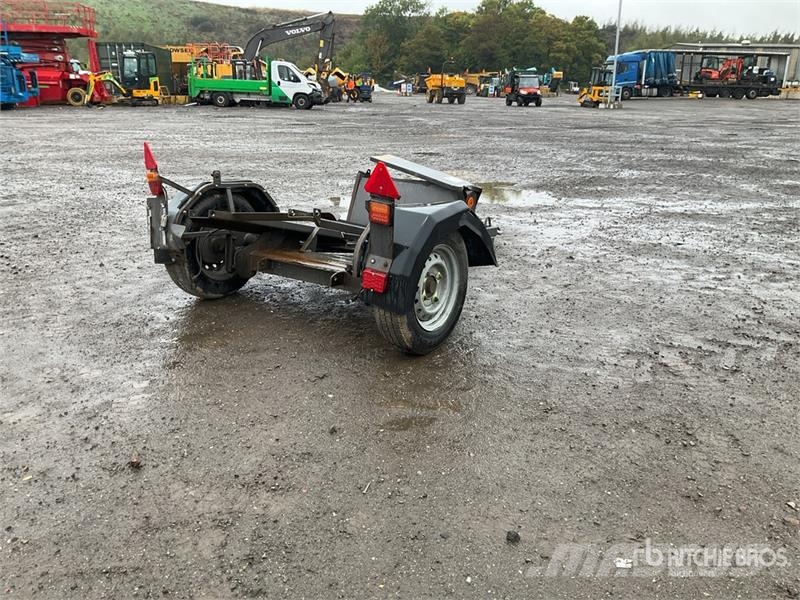  Walk Behind Roller Equipment Trailer مقطورات مركبات نقل