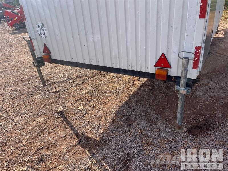 Warrlich Mobil 5x2.20 S/A Enclosed Trailer Прицепы-фургоны