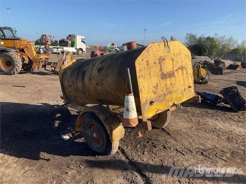 Water Tank Fuel and additive tanks