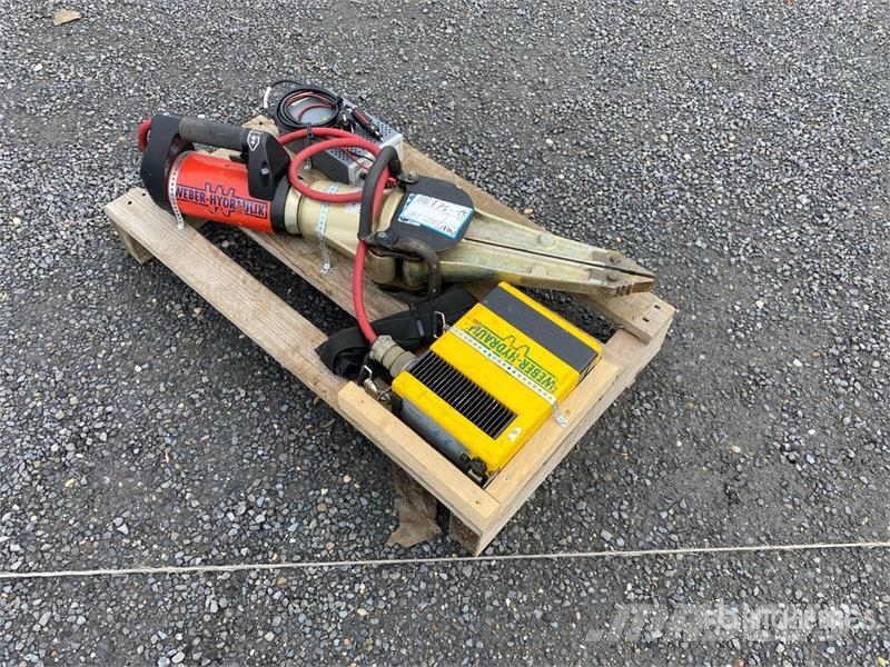 Weber Battery Spreader معدات البناء - غير ذلك