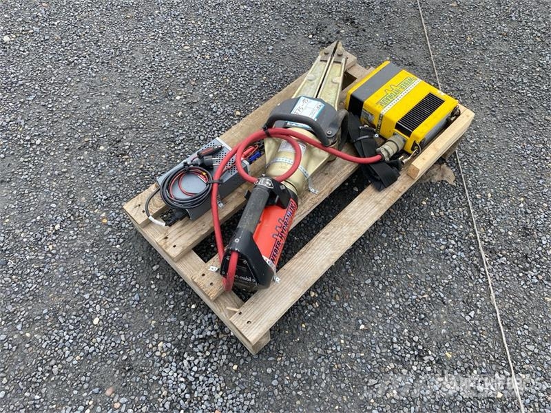 Weber Battery Spreader معدات البناء - غير ذلك
