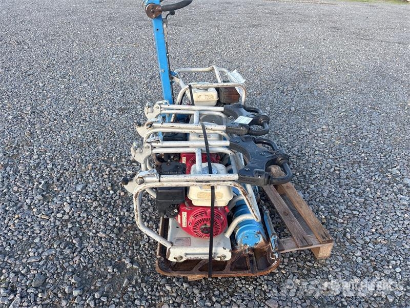 Weber CF3HD Vibratory Plate Compactor (Inoperable) 夯實機(夯土機)