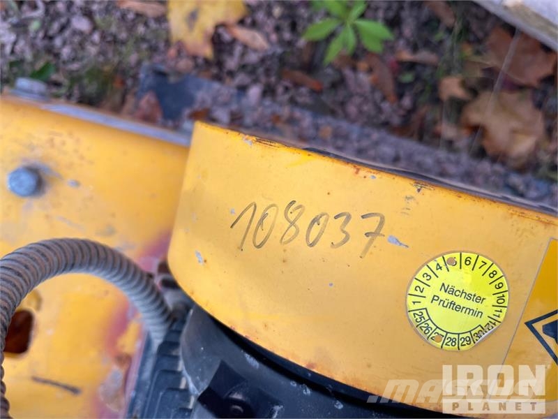 Weber CR1 Vibratory Plate Compactor دكاكات أفقية