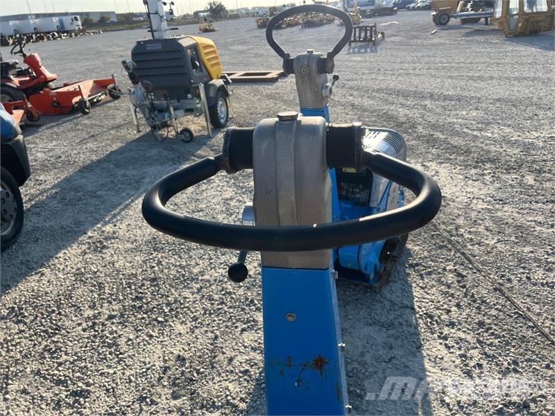 Weber CR7HD Vibratory Plate Compactor Vibrátorok