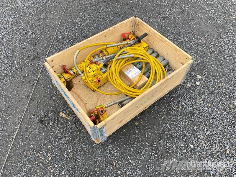 Weber Hydraulic Lifting Set 15t معدات البناء - غير ذلك