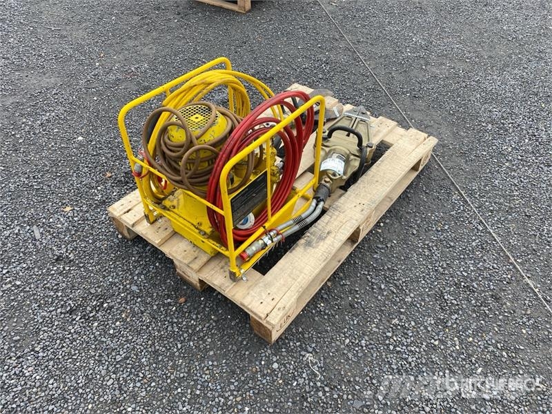 Weber Hydraulic Power Pack with Cutter & Spreader معدات البناء - غير ذلك