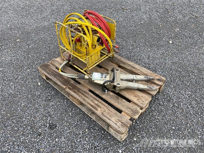 Weber Hydraulic Power Pack with Spreader معدات البناء - غير ذلك