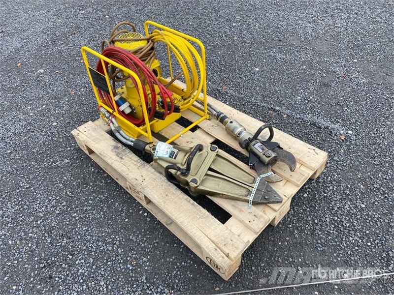 Weber Hydraulic Power Pack with Cutter & Spreader معدات البناء - غير ذلك