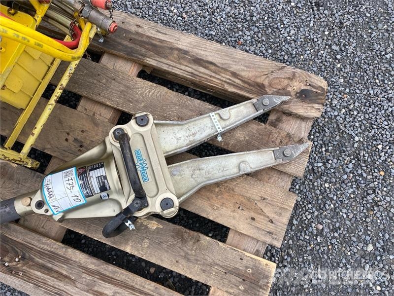 Weber Hydraulic Power Pack with Spreader معدات البناء - غير ذلك