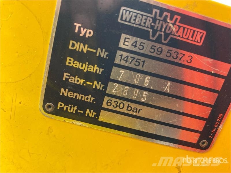 Weber Hydraulic Power Pack with Cutter & Spreader معدات البناء - غير ذلك