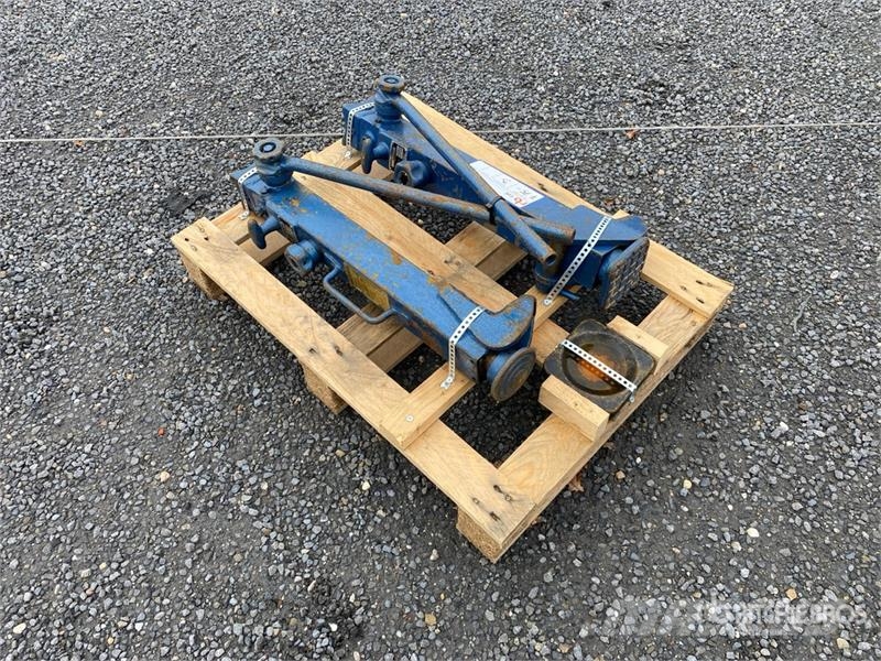 Weber of (2) Weber 5t Hydraulic Winch Treuils, palans et monte-charge