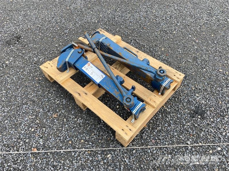 Weber of (2) Weber 5t Hydraulic Winch Treuils, palans et monte-charge