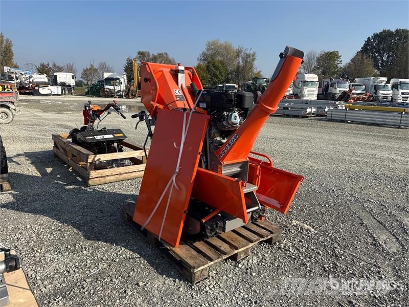 Weifang Austter TG1500 Tracked Wood Chipper Τεμαχιστές ξύλου
