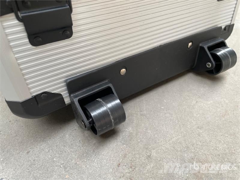 Welgtek-Cube Tool Set In Aluminium Case CT1870223- Други компоненти