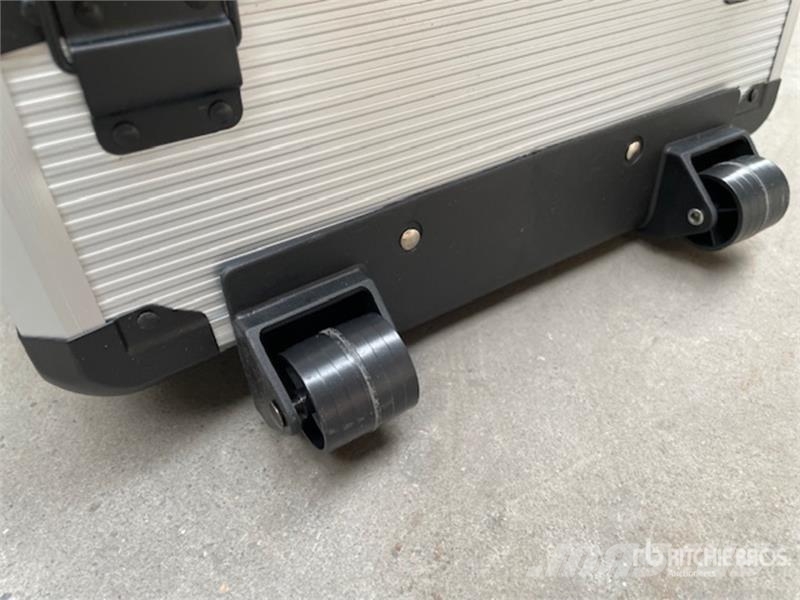  Welgtek-Cube Tool Set In Aluminium Case CT1870223- Andere Zubehörteile