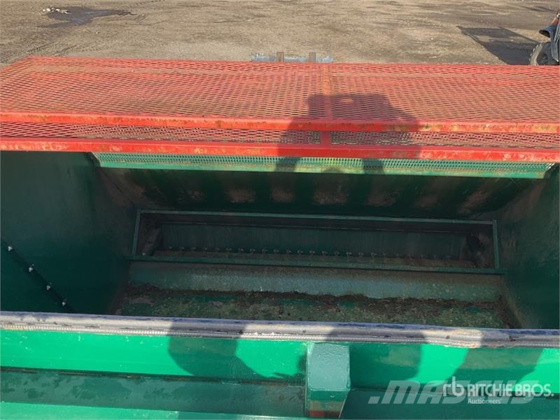 Wessex Proline STC 180 Grass/Leaf Collector and Sweeper - Agriculture - Others