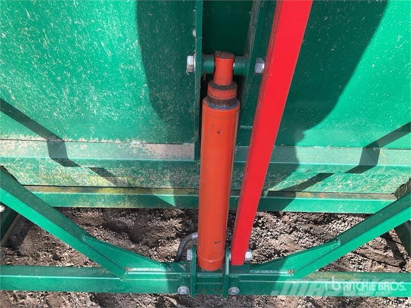 Wessex Proline STC 180 Grass/Leaf Collector and Sweeper - Agriculture - Others