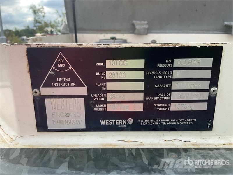 Western 10TCG صهاريج الوقود والصهاريج الإضافية