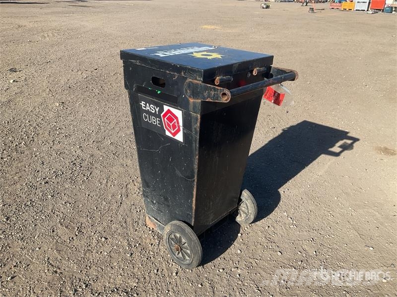 Western ECW105 105 L Portable Steel Diesel Fuel Tank Fuel and additive tanks