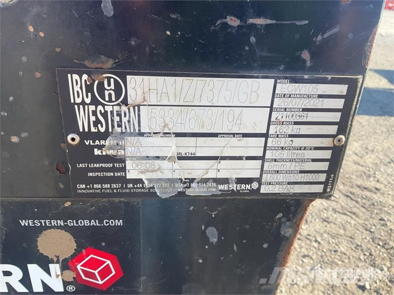 Western ECW105 105 L Portable Steel Diesel Fuel Tank Fuel and additive tanks