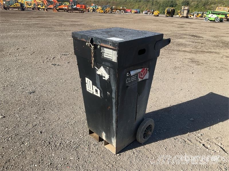 Western ECW105 105 L Portable Steel Diesel Fuel Tank صهاريج الوقود والصهاريج الإضافية
