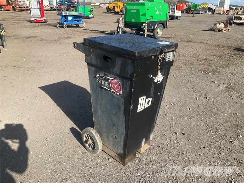 Western ECW105 105 L Portable Steel Diesel Fuel Tank صهاريج الوقود والصهاريج الإضافية