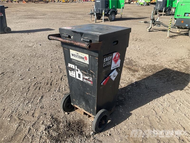 Western ECW105 105 L Portable Steel Diesel Fuel Tank Fuel and additive tanks