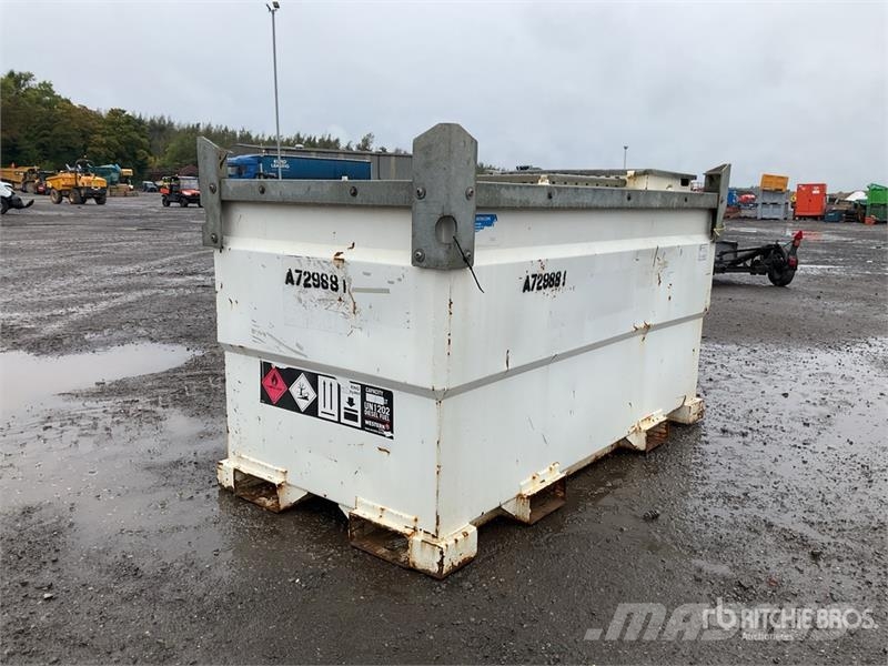 Western Trans Cube Drivstoff og additiv tanker