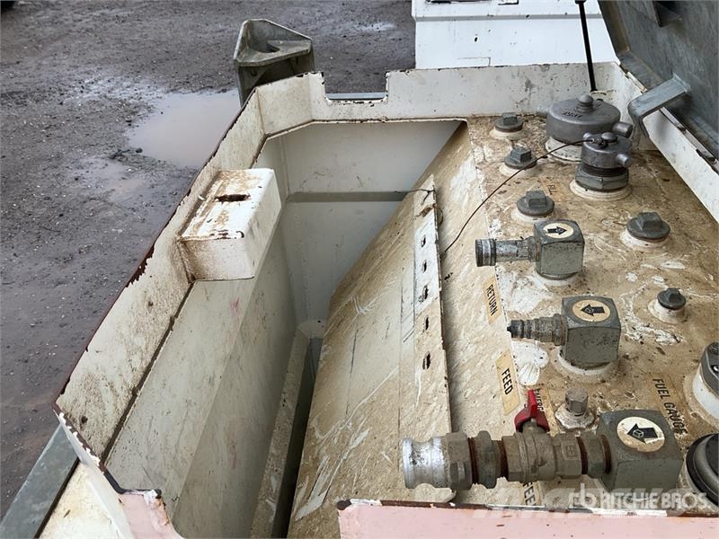 Western Trans Cube Drivstoff og additiv tanker
