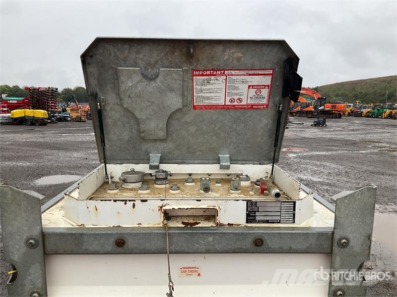 Western Trans Cube Drivstoff og additiv tanker