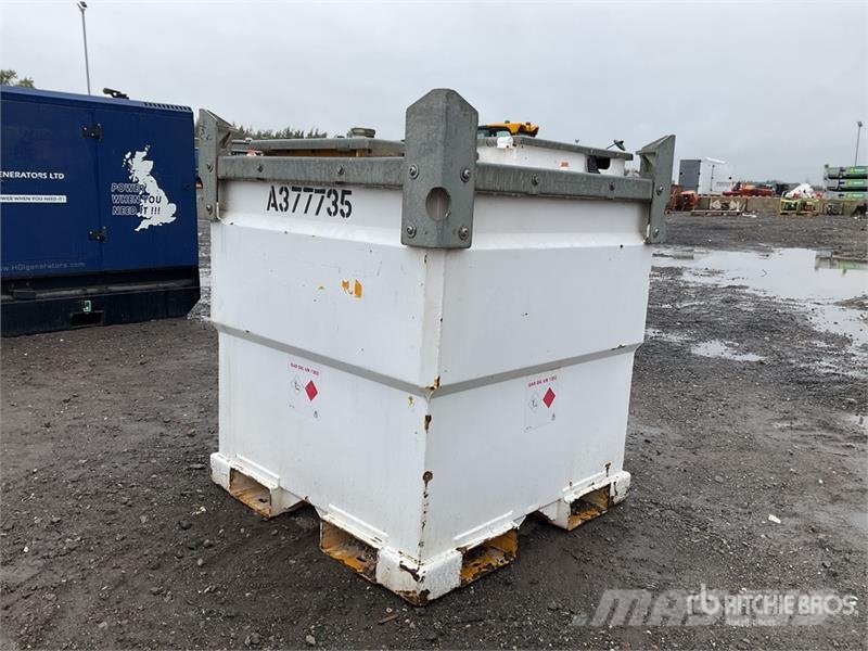 Western Trans Cube Drivstoff og additiv tanker