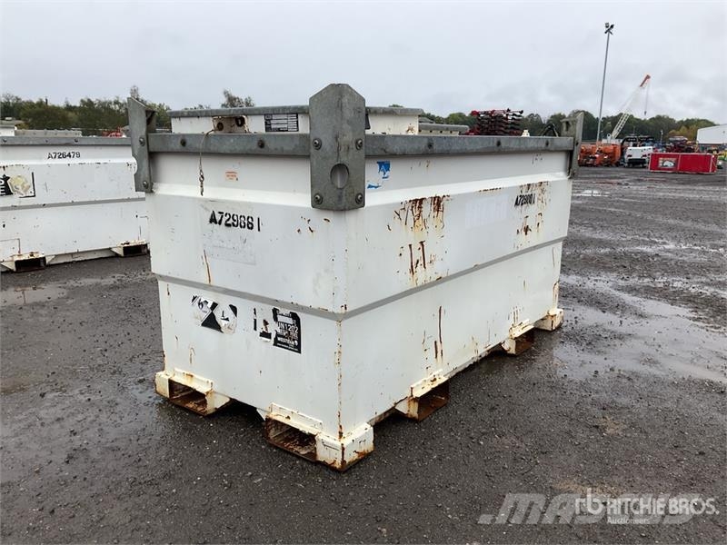 Western Trans Cube Drivstoff og additiv tanker
