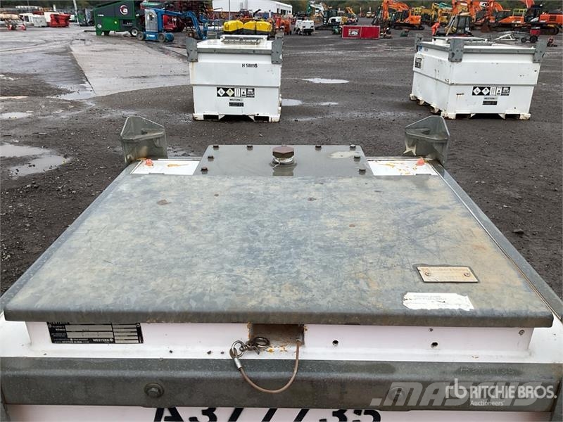 Western Trans Cube Drivstoff og additiv tanker