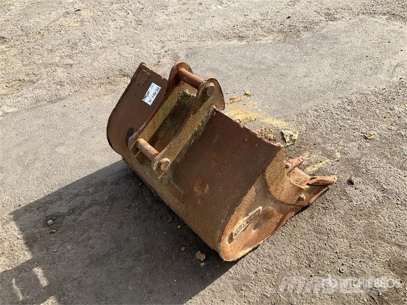WHITES 900 mm Digging Excavator Bucket Buckets