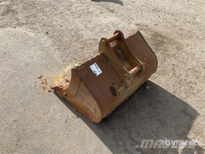 WHITES 900 mm Digging Excavator Bucket Buckets