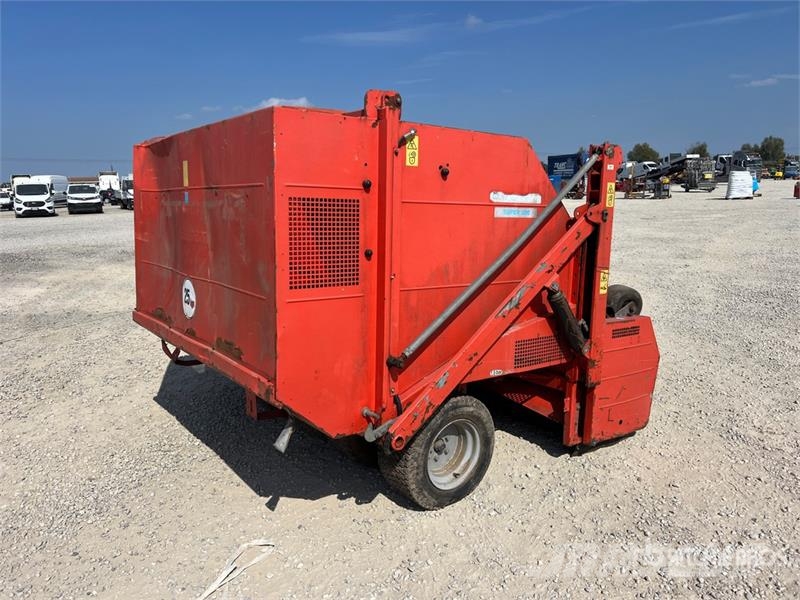 Wiedenmann Super 300 Flail Mower Slåmaskiner