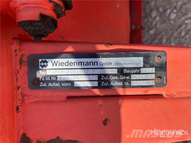 Wiedenmann Super 300 Flail Mower Slåmaskiner