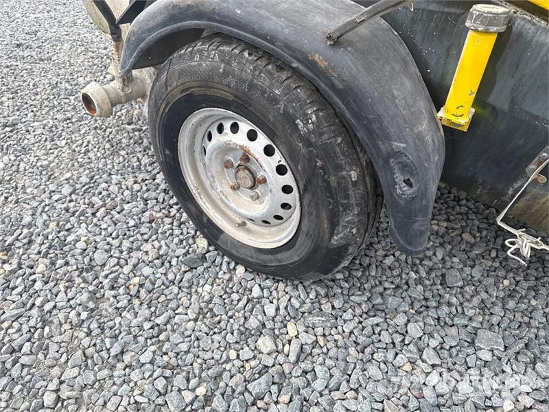 Wilcowa Estrich Boy DC260/55 Dimension 5067mm x 15 Kamionske črpalke za beton